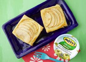 Mott’s Apple Sauce Puff Pastry Tarts 
